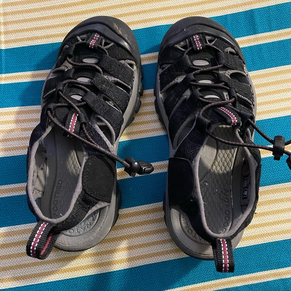 Women’s Keen Water Sandals size 6 - Picture 5 of 5
